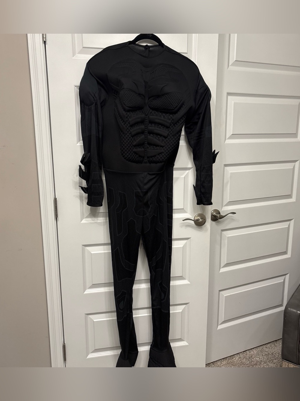 Batman The Dark Knight Halloween Costume Men’s Black